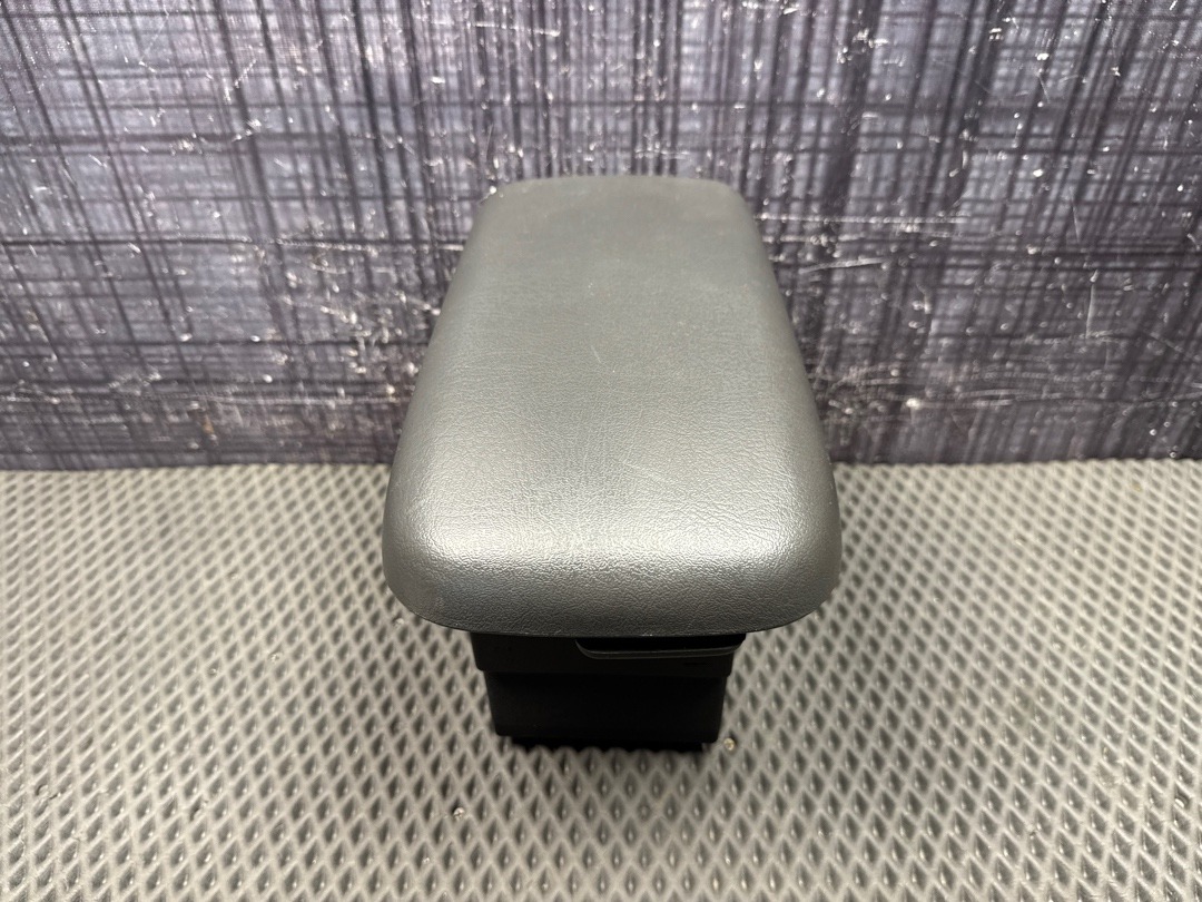 Подлокотник, 3020 рублей, Красноярск