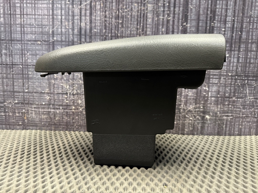 Подлокотник, 3020 рублей, Красноярск