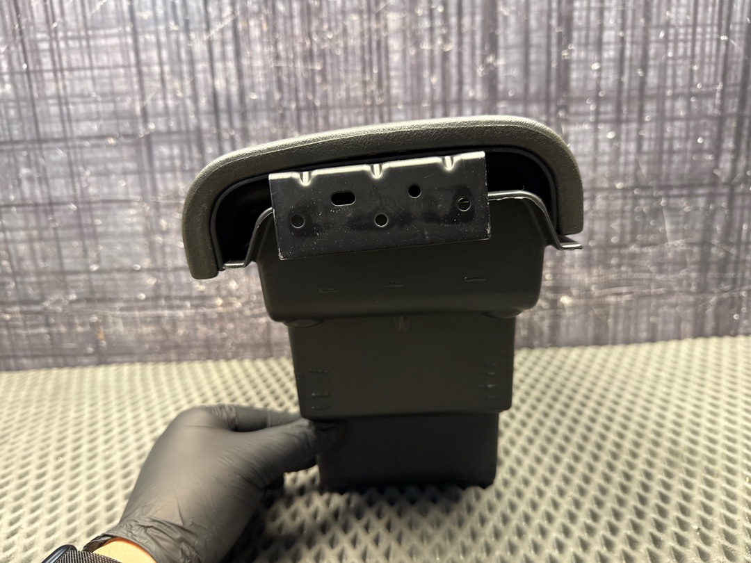 Подлокотник, 3020 рублей, Красноярск