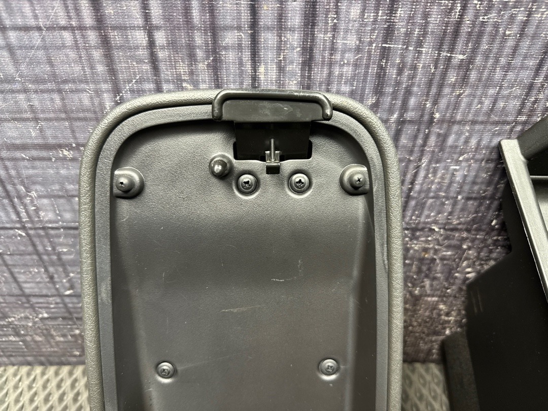 Подлокотник, 3020 рублей, Красноярск