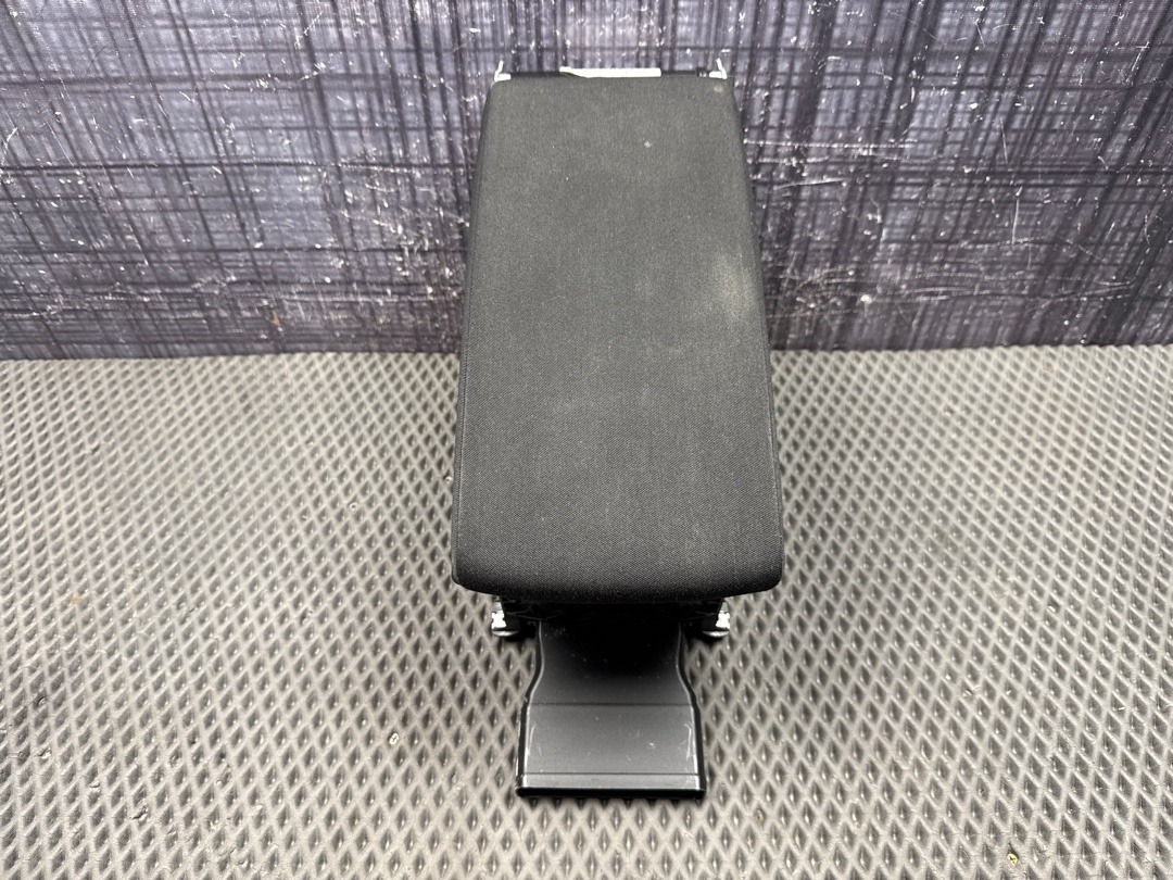 Подлокотник, 3780 рублей, Красноярск