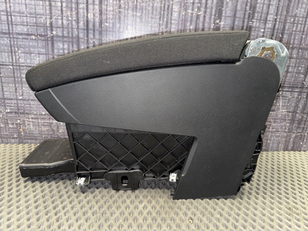 Подлокотник, 3780 рублей, Красноярск