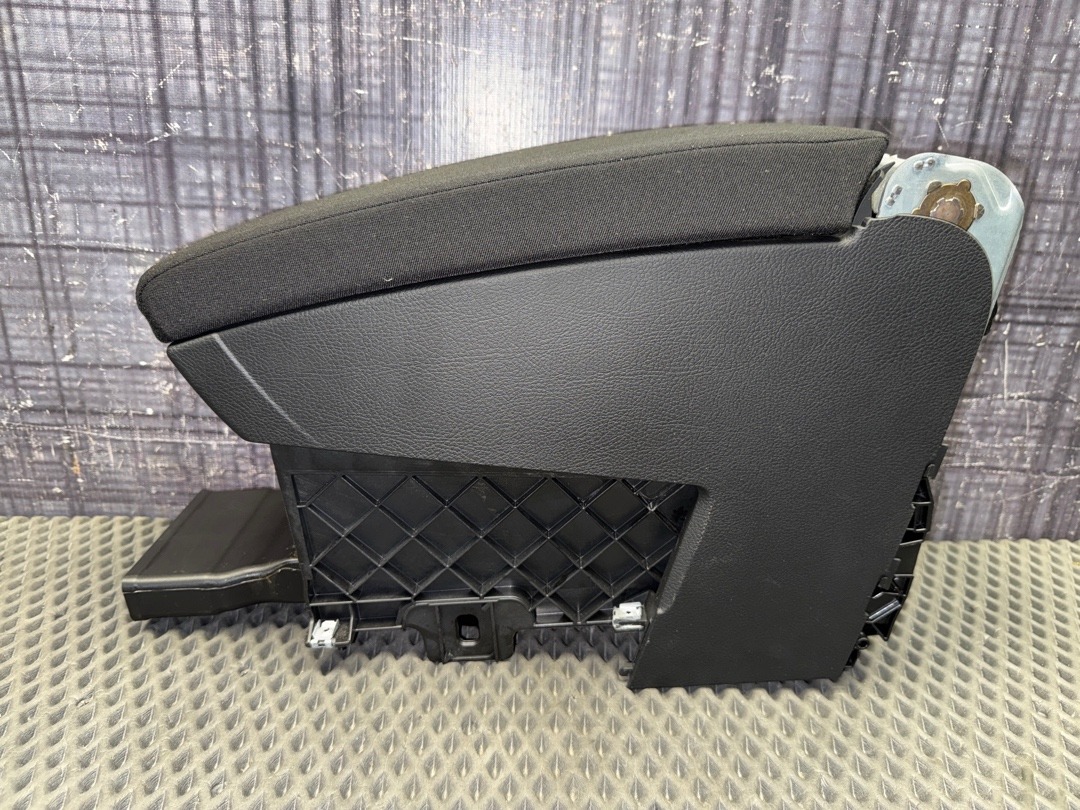 Подлокотник, 3780 рублей, Красноярск