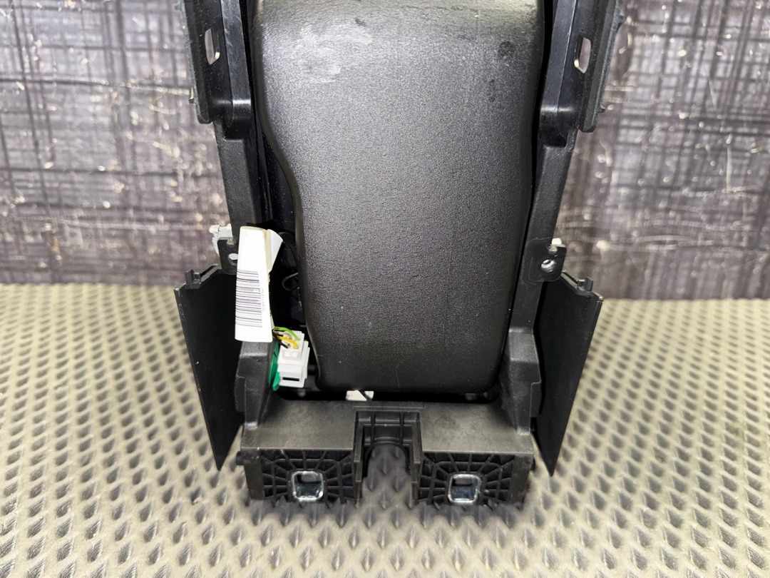 Подлокотник, 3780 рублей, Красноярск