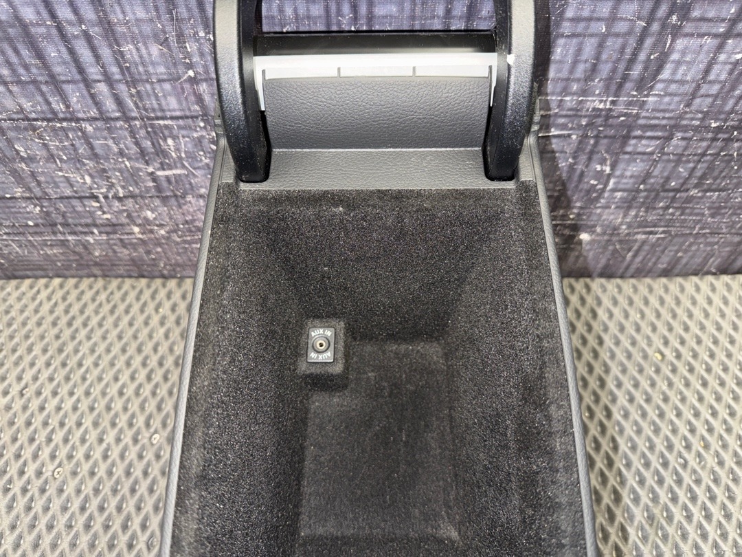 Подлокотник, 3780 рублей, Красноярск