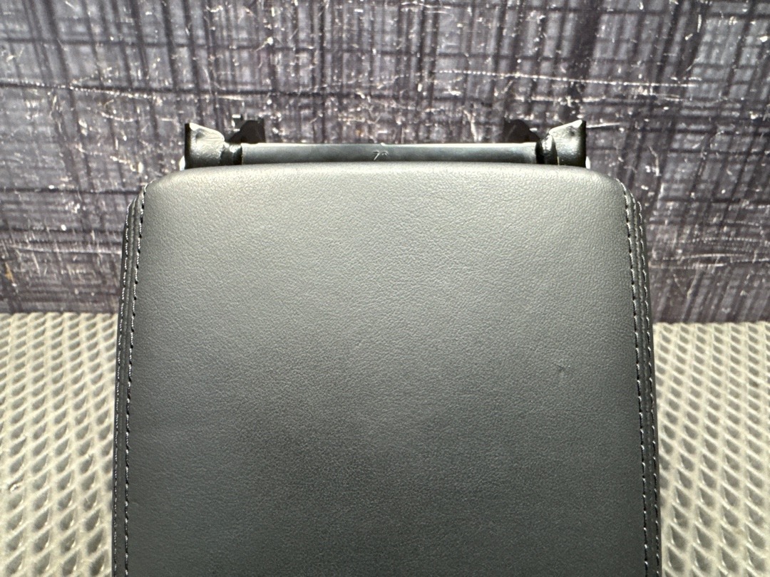 Подлокотник, 4010 рублей, Красноярск