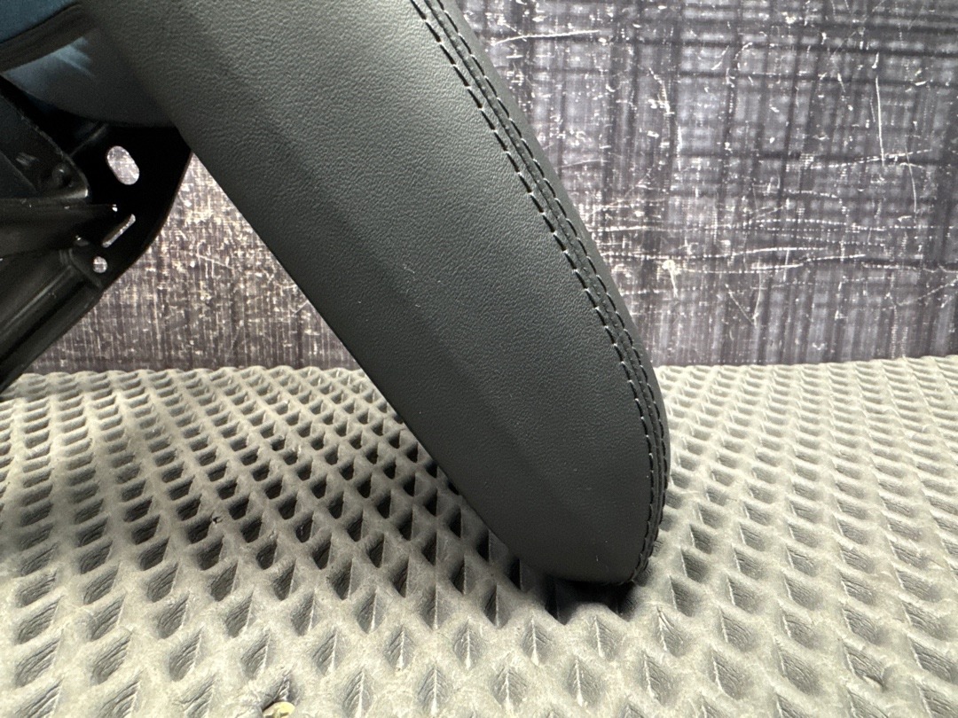 Подлокотник, 4010 рублей, Красноярск