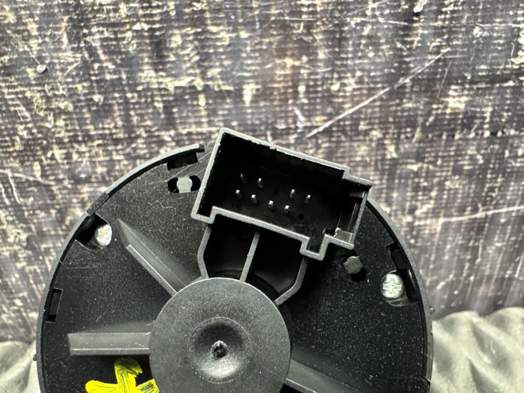 Переключатель света, 1000 рублей, Красноярск