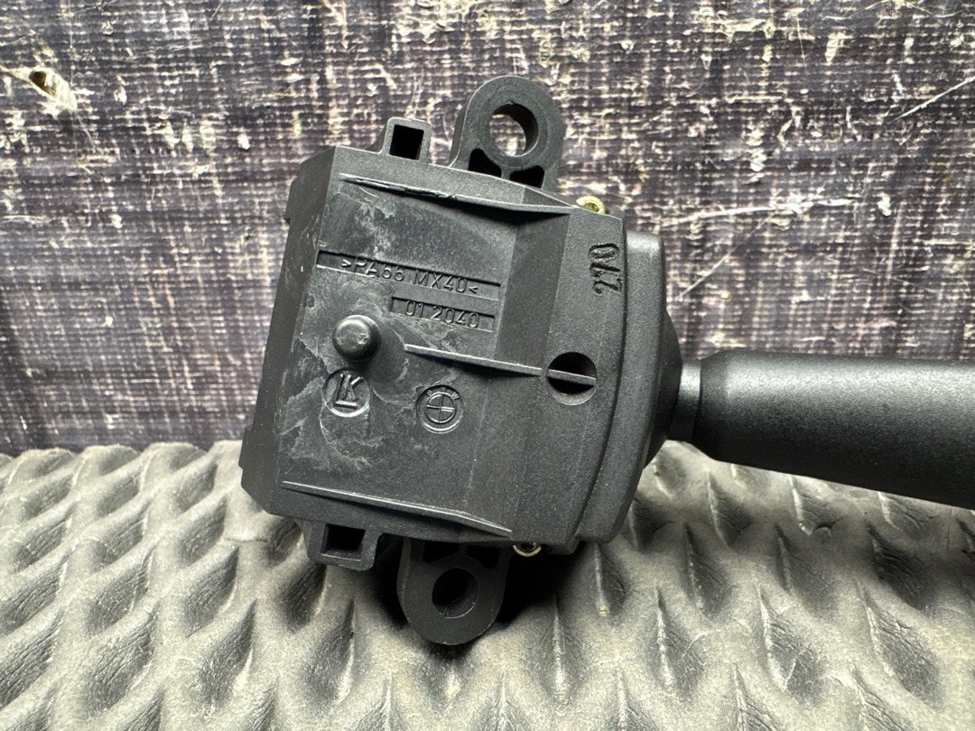 Подрулевой переключатель, 210 рублей, Красноярск