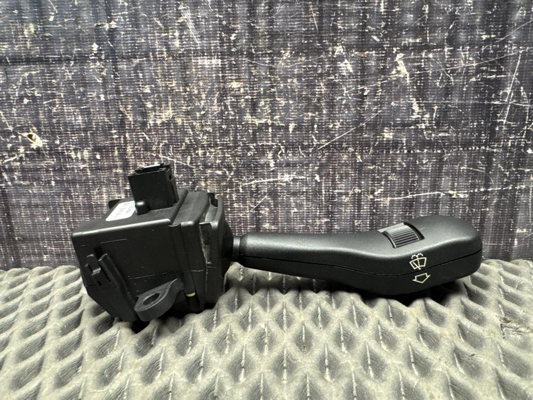 Подрулевой переключатель, 210 рублей, Красноярск