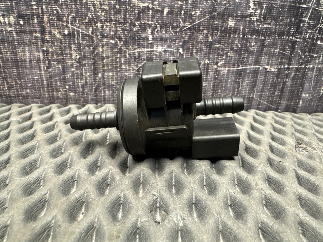 Клапан вентиляции топливного бака, 1000 рублей, Красноярск