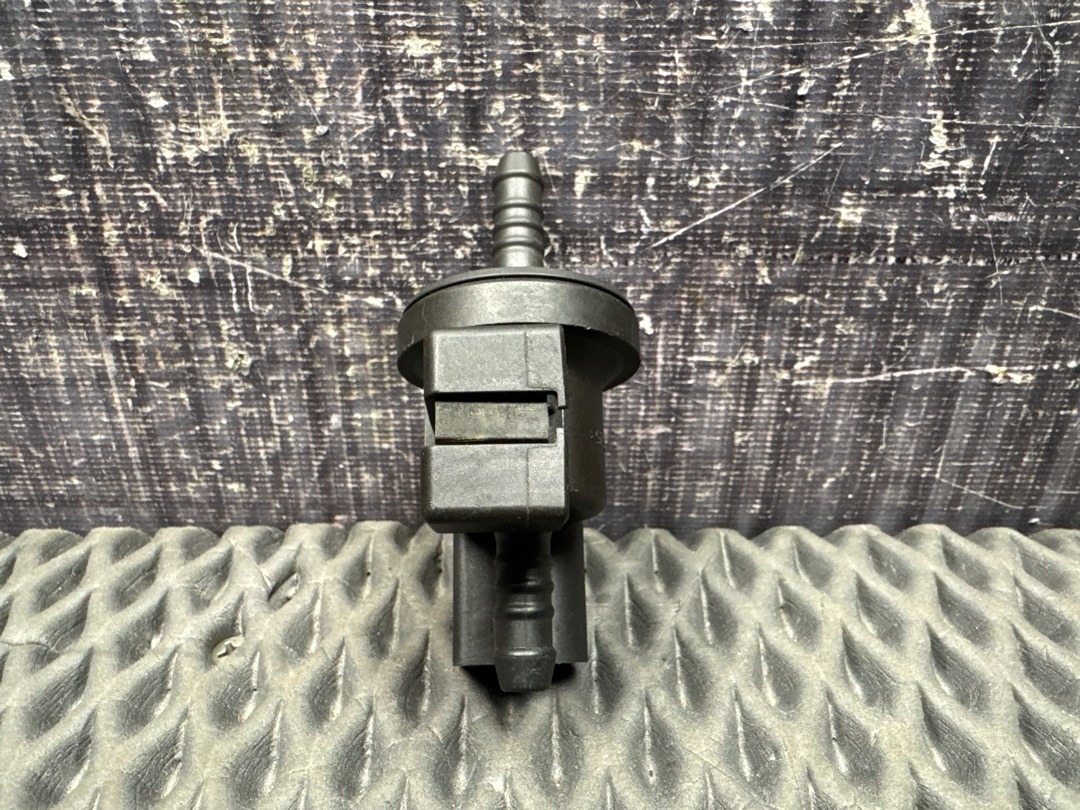 Клапан вентиляции топливного бака, 1000 рублей, Красноярск