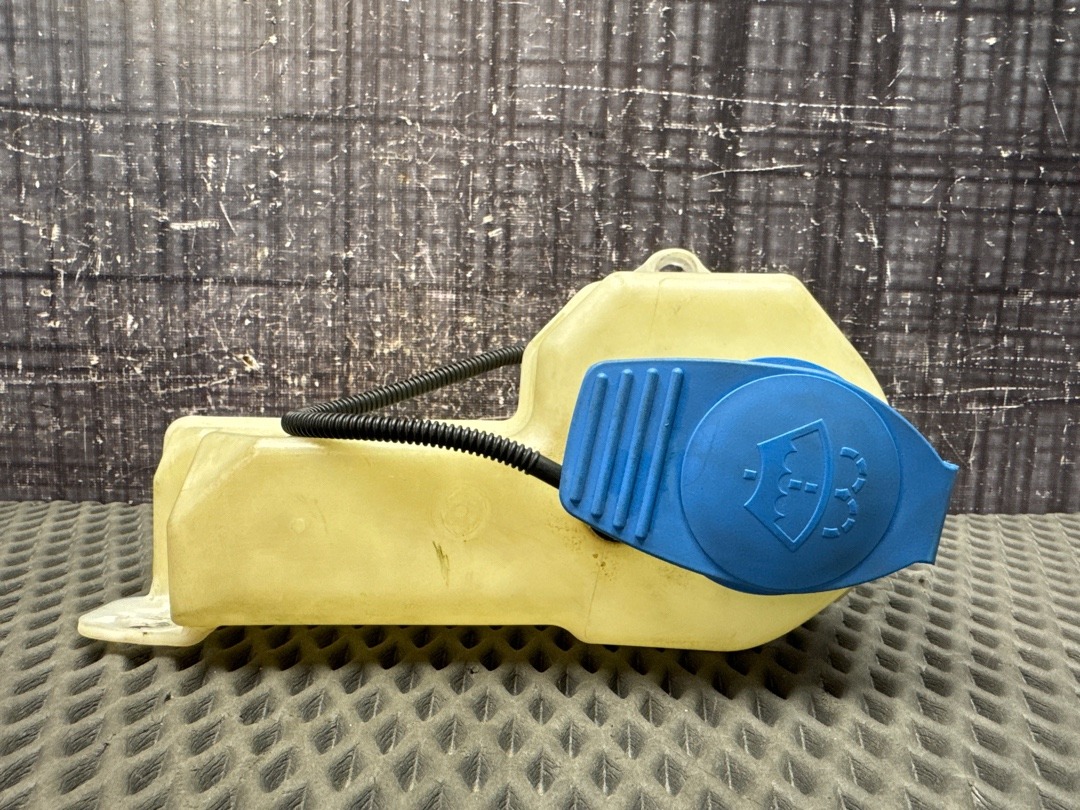 Бачок омывателя, 500 рублей, Красноярск