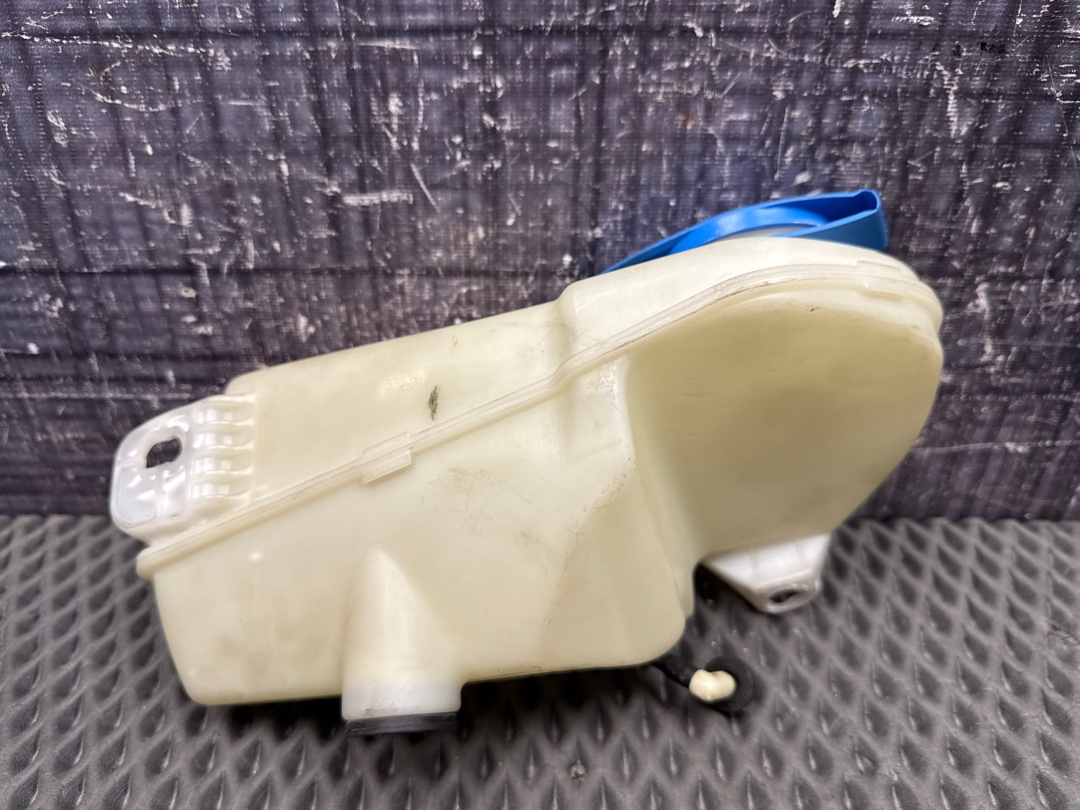 Бачок омывателя, 500 рублей, Красноярск