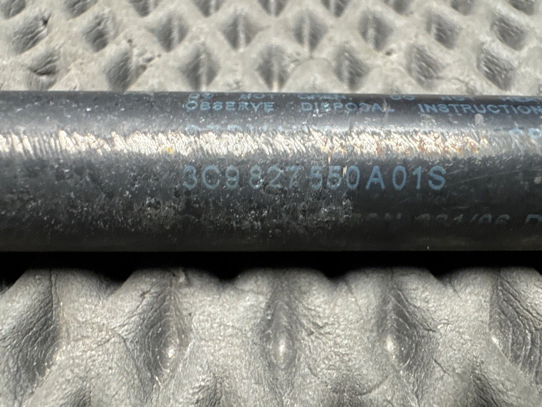 Амортизатор багажника, 880 рублей, Красноярск