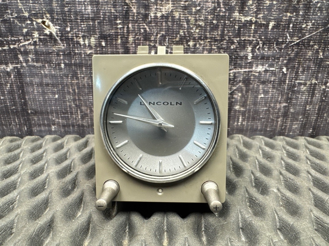 Часы, 1000 рублей, Красноярск