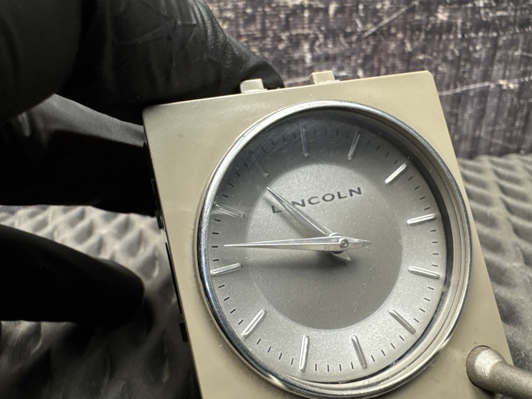 Часы, 1000 рублей, Красноярск