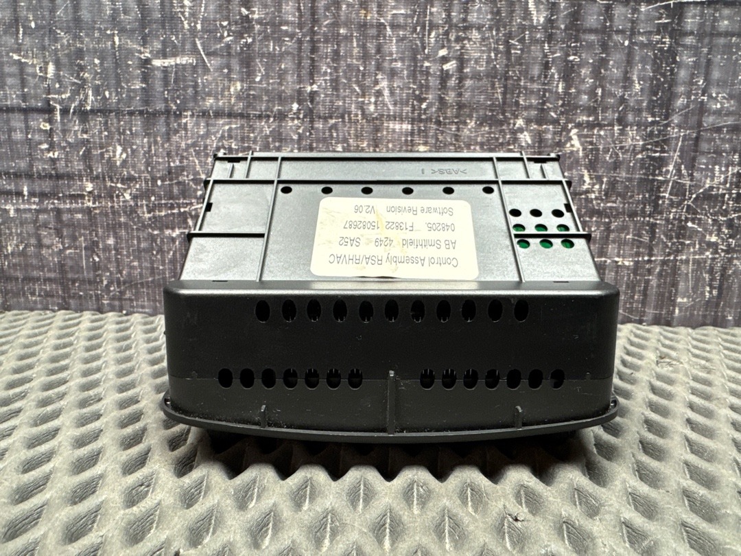 Блок управления климат-контролем, 1500 рублей, Красноярск