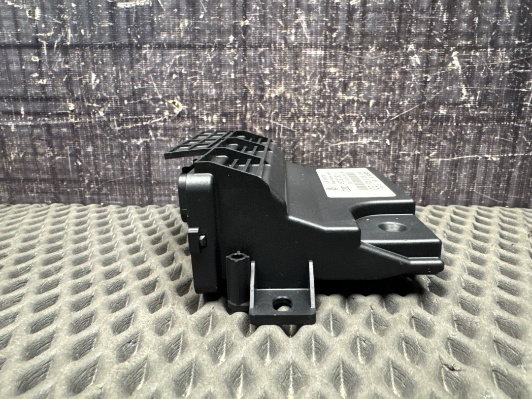 Блок управления бортовой сети, 2000 рублей, Красноярск