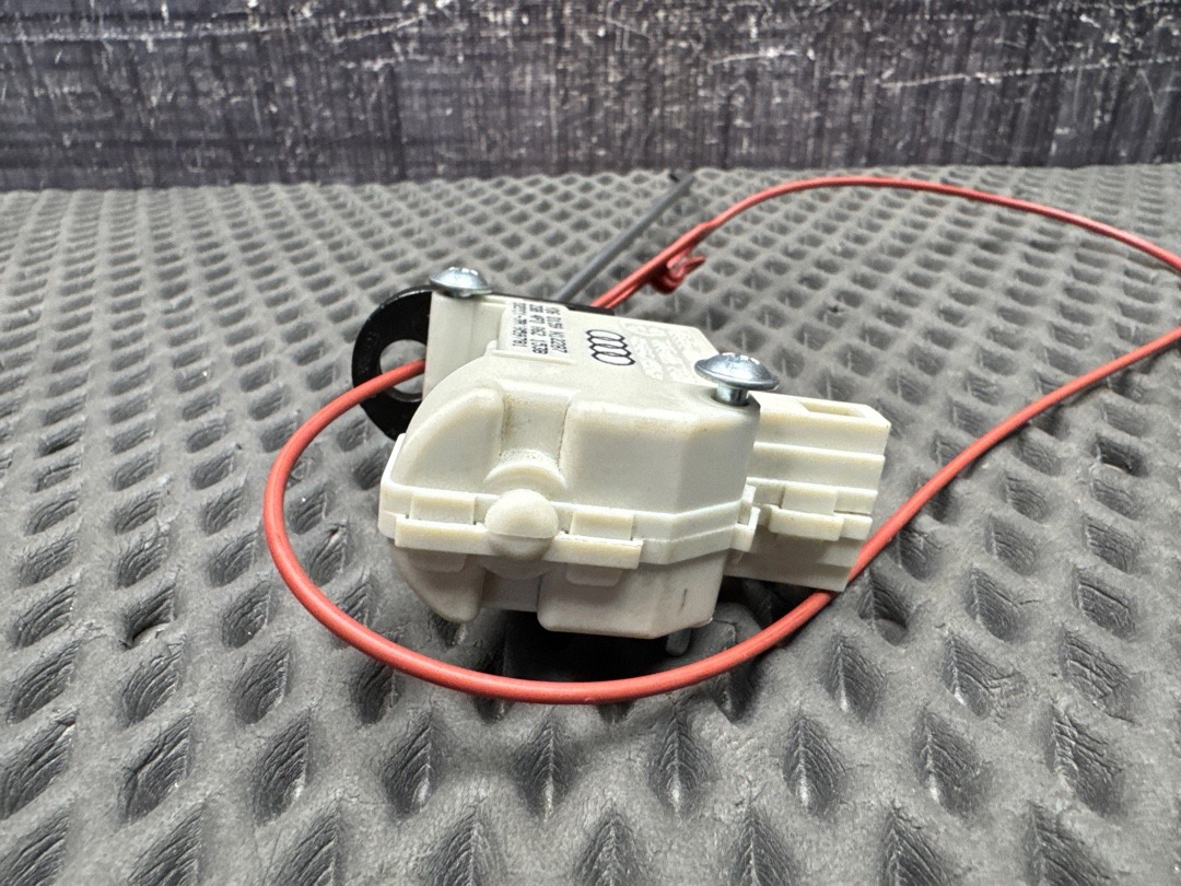 Замок лючка бензобака, 700 рублей, Красноярск