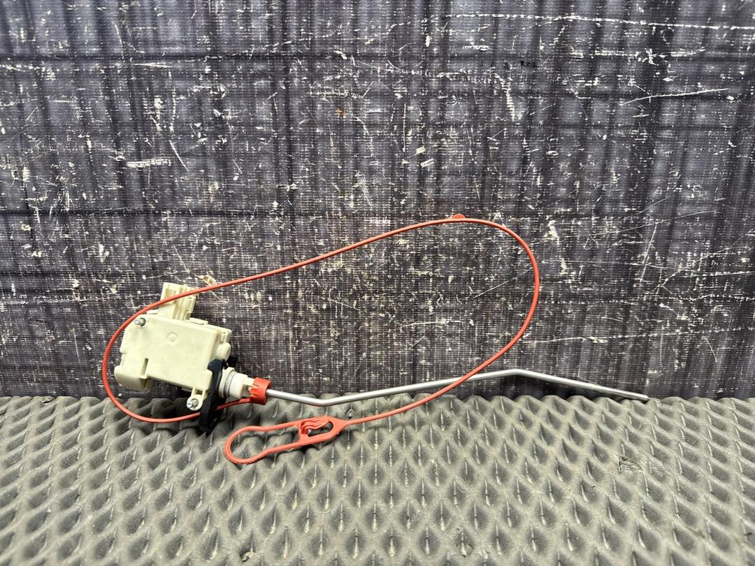 Замок лючка бензобака, 700 рублей, Красноярск