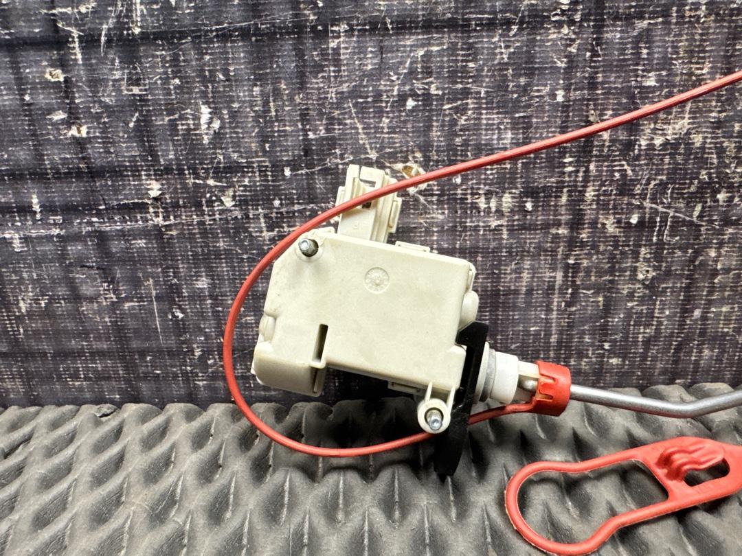 Замок лючка бензобака, 700 рублей, Красноярск