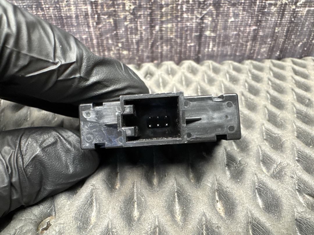 Кнопка аварийной остановки, 700 рублей, Красноярск