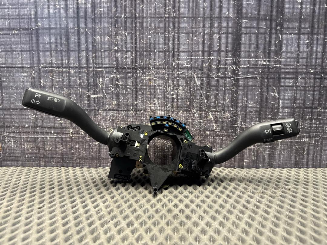 Подрулевой переключатель, 1500 рублей, Красноярск