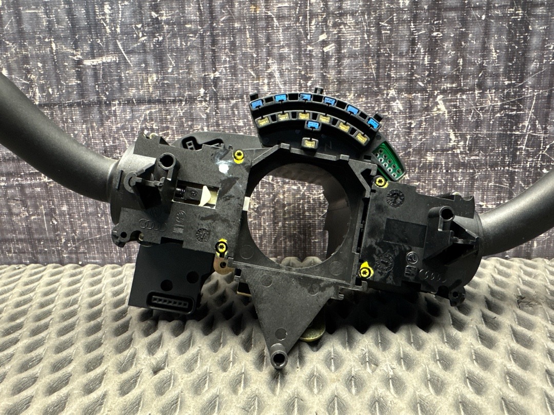 Подрулевой переключатель, 1500 рублей, Красноярск