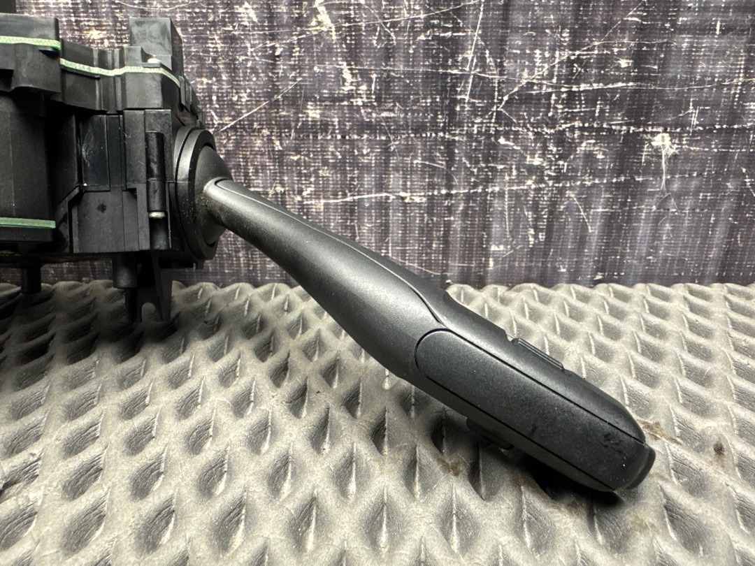 Подрулевой переключатель, 1500 рублей, Красноярск