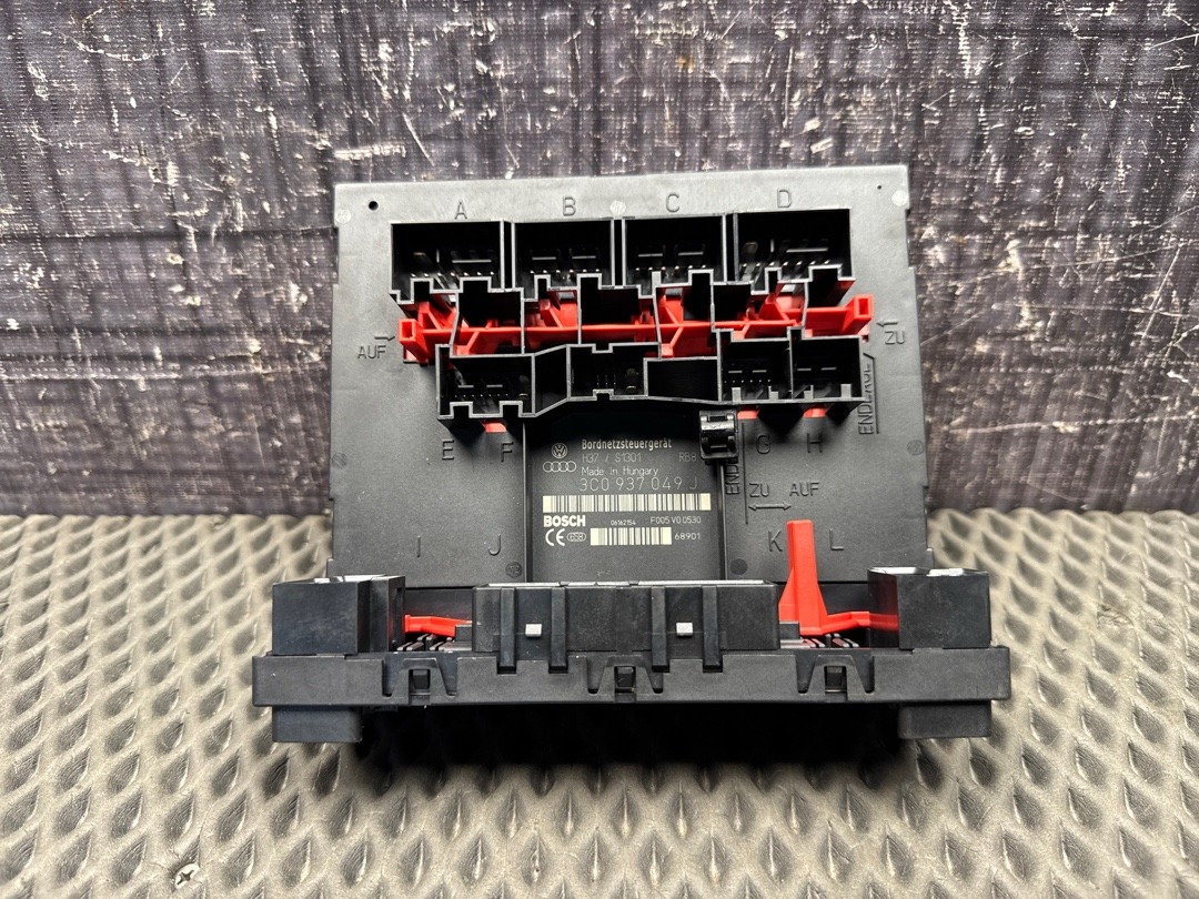 Блок управления бортовой сети, 2500 рублей, Красноярск