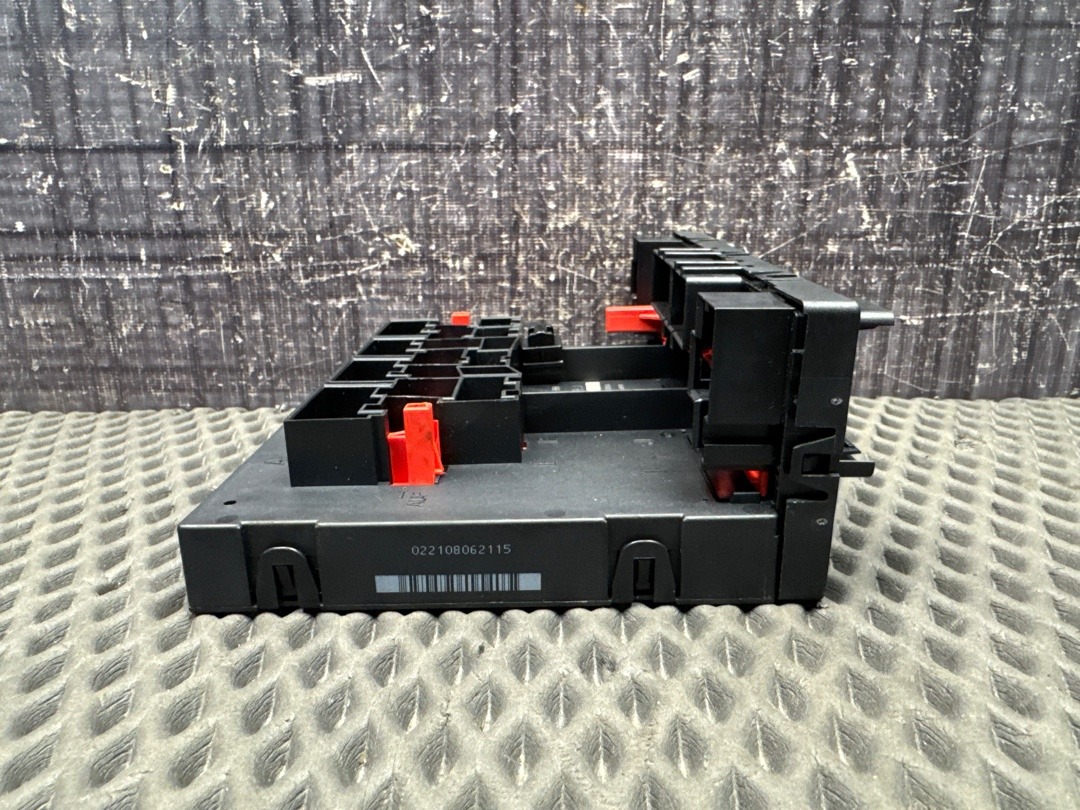 Блок управления бортовой сети, 2500 рублей, Красноярск