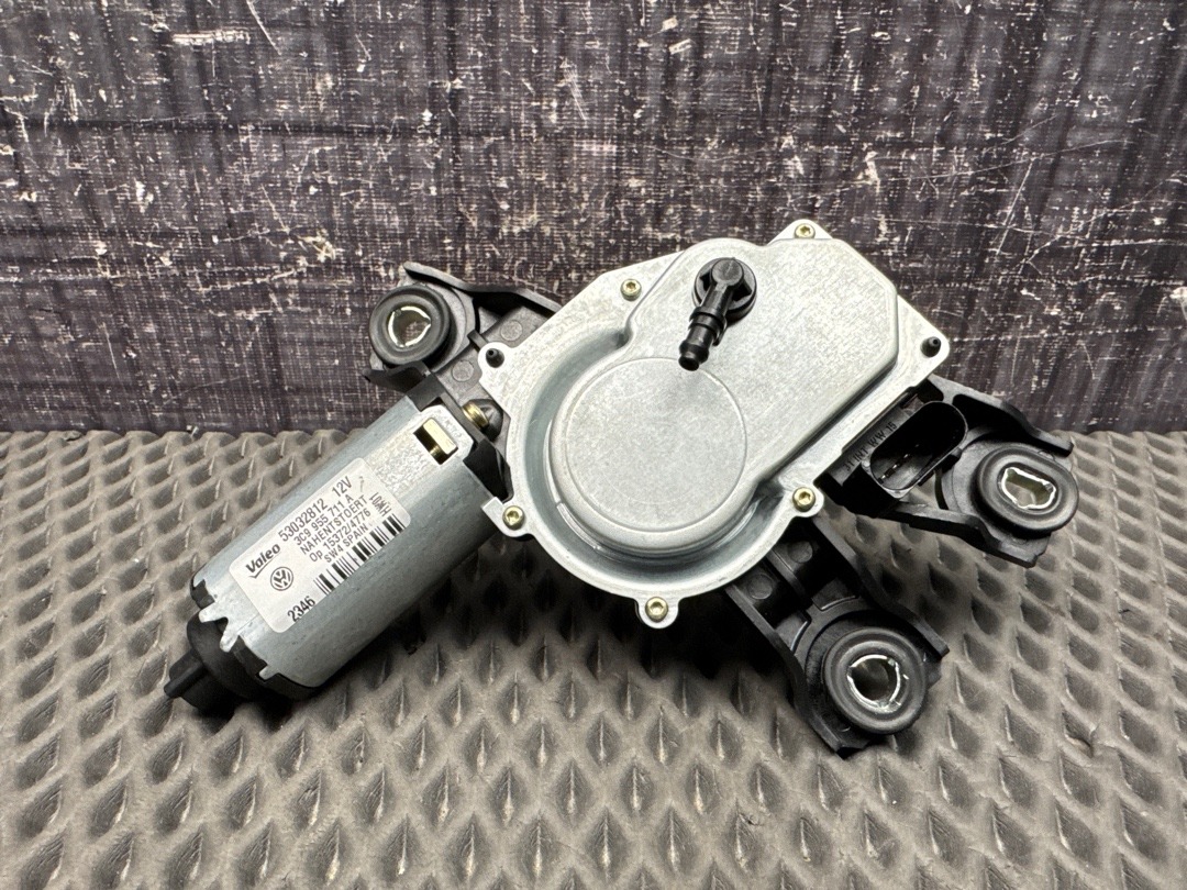 Мотор стеклоочистителя, 2860 рублей, Красноярск