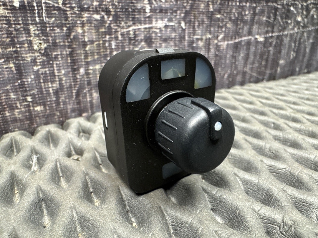 Кнопка регулировки зеркал, 1000 рублей, Красноярск