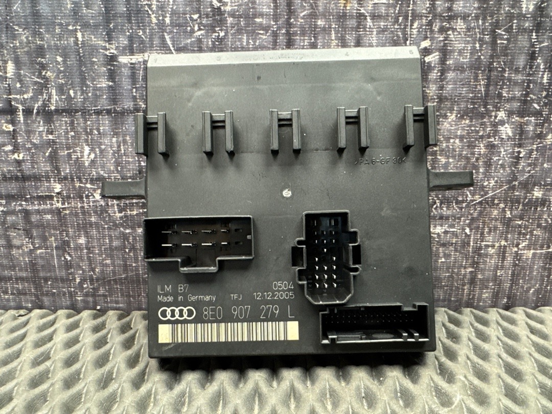 Блок управления бортовой сети, 2000 рублей, Красноярск