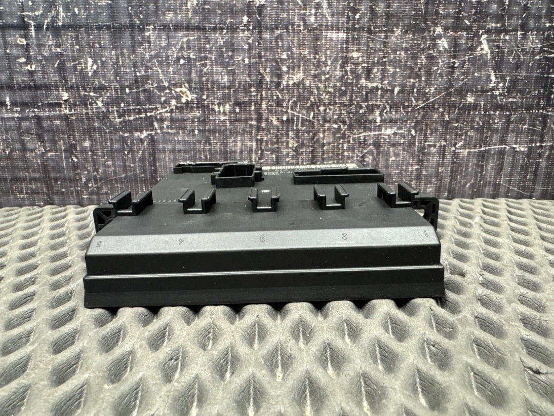 Блок управления бортовой сети, 2000 рублей, Красноярск