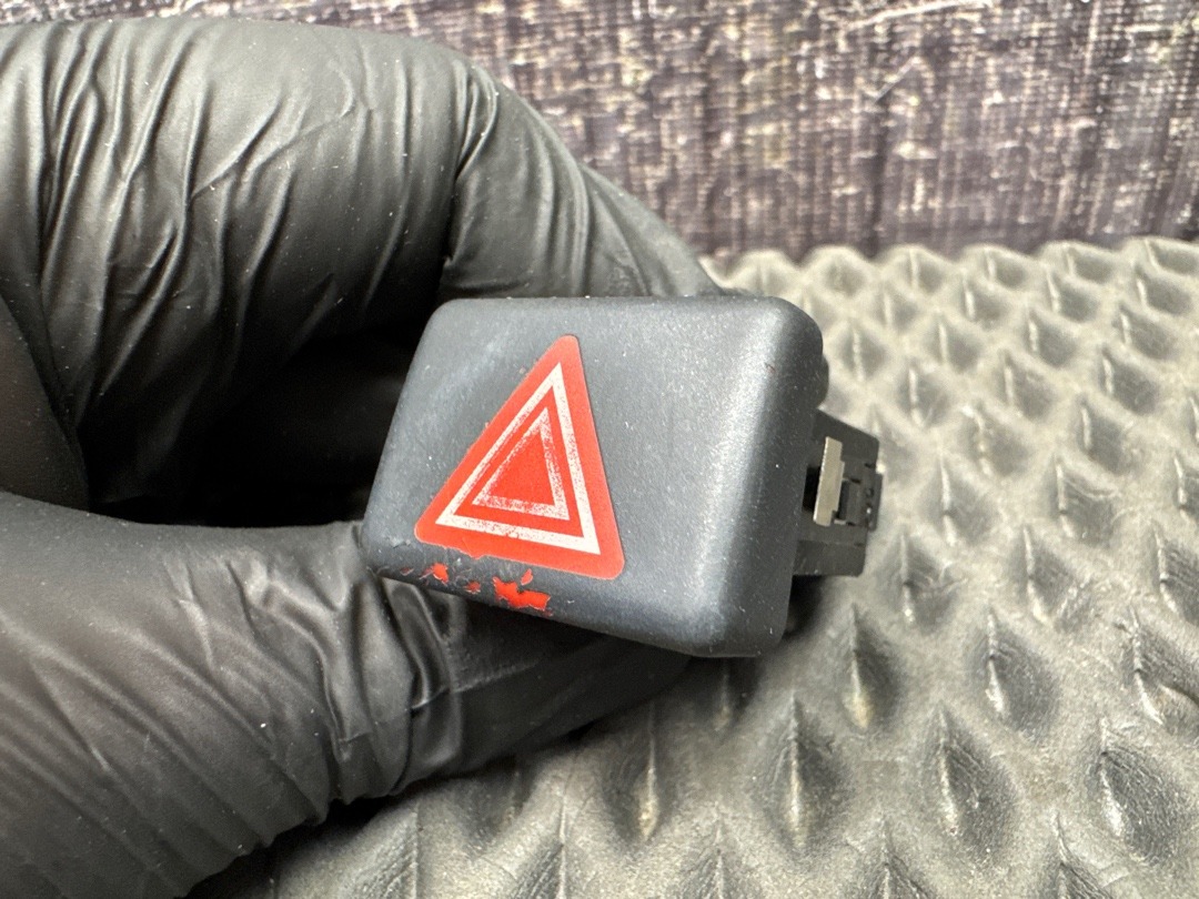 Кнопка аварийной остановки, 600 рублей, Красноярск