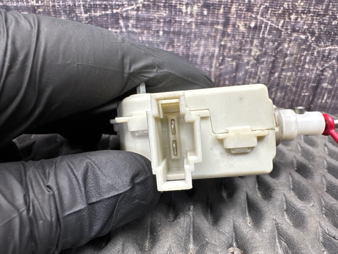 Замок лючка бензобака, 700 рублей, Красноярск