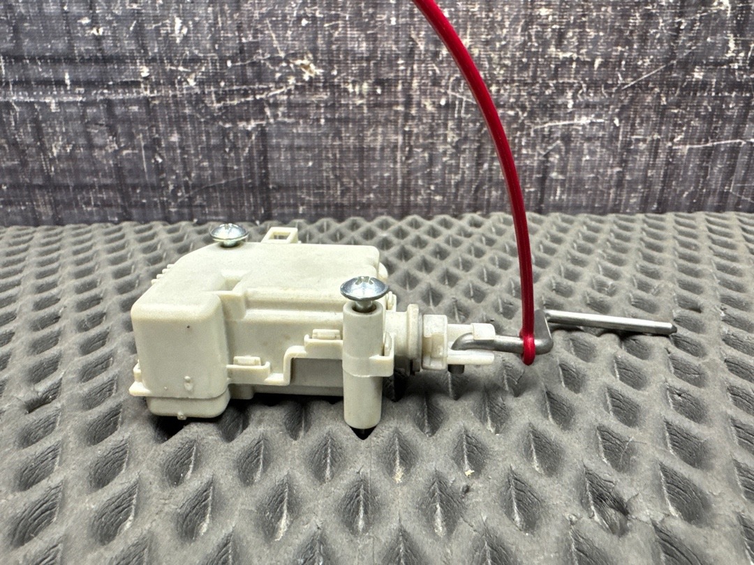 Замок лючка бензобака, 700 рублей, Красноярск