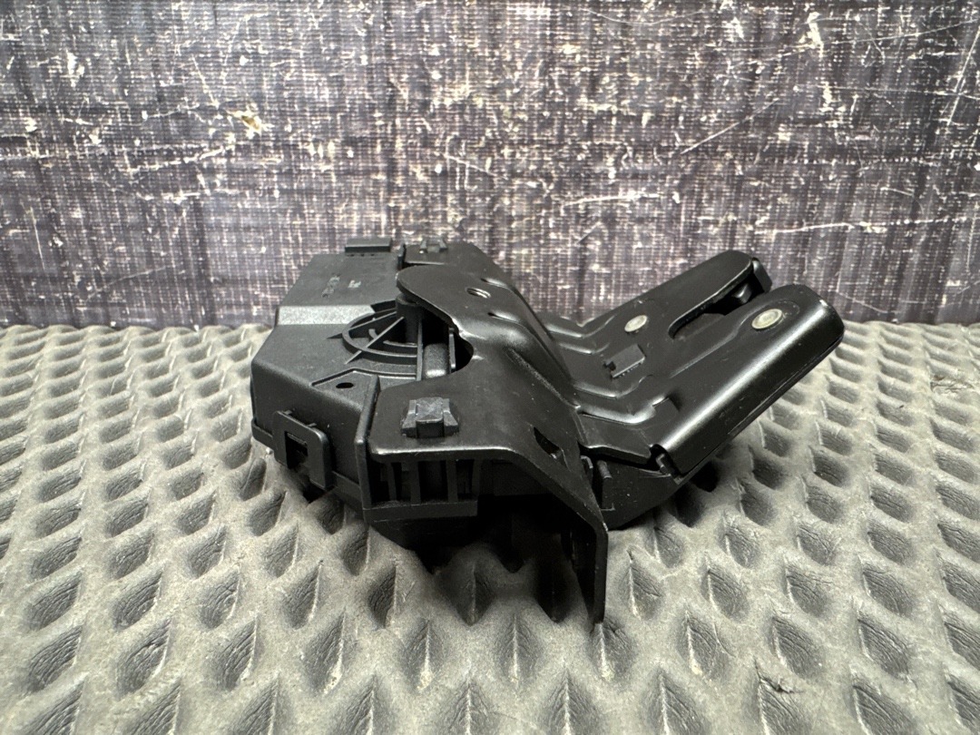 Замок багажника, 480 рублей, Красноярск