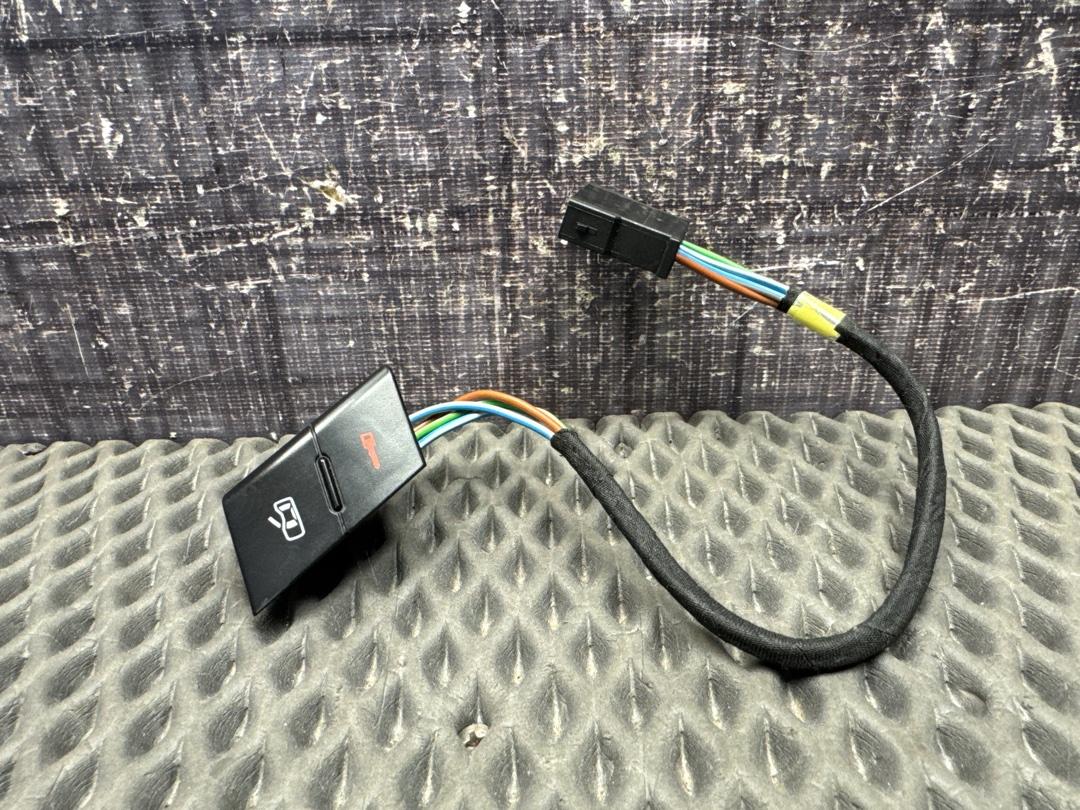 Кнопка центрального замка, 450 рублей, Красноярск