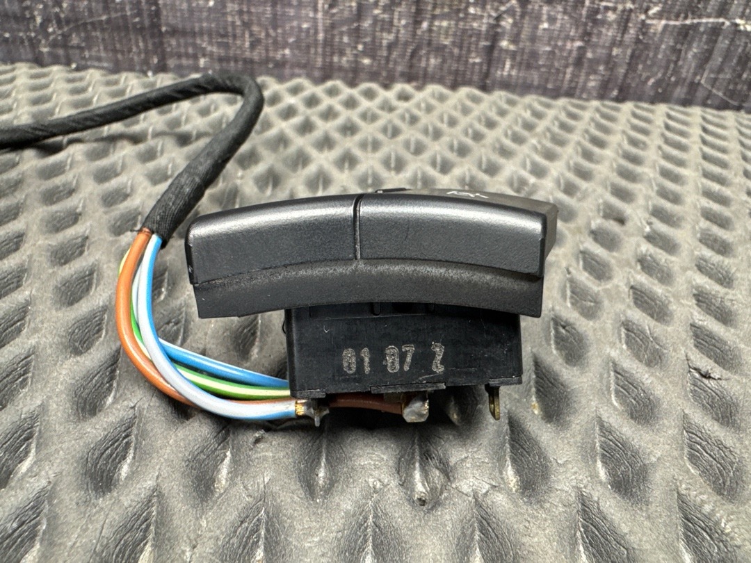 Кнопка центрального замка, 450 рублей, Красноярск