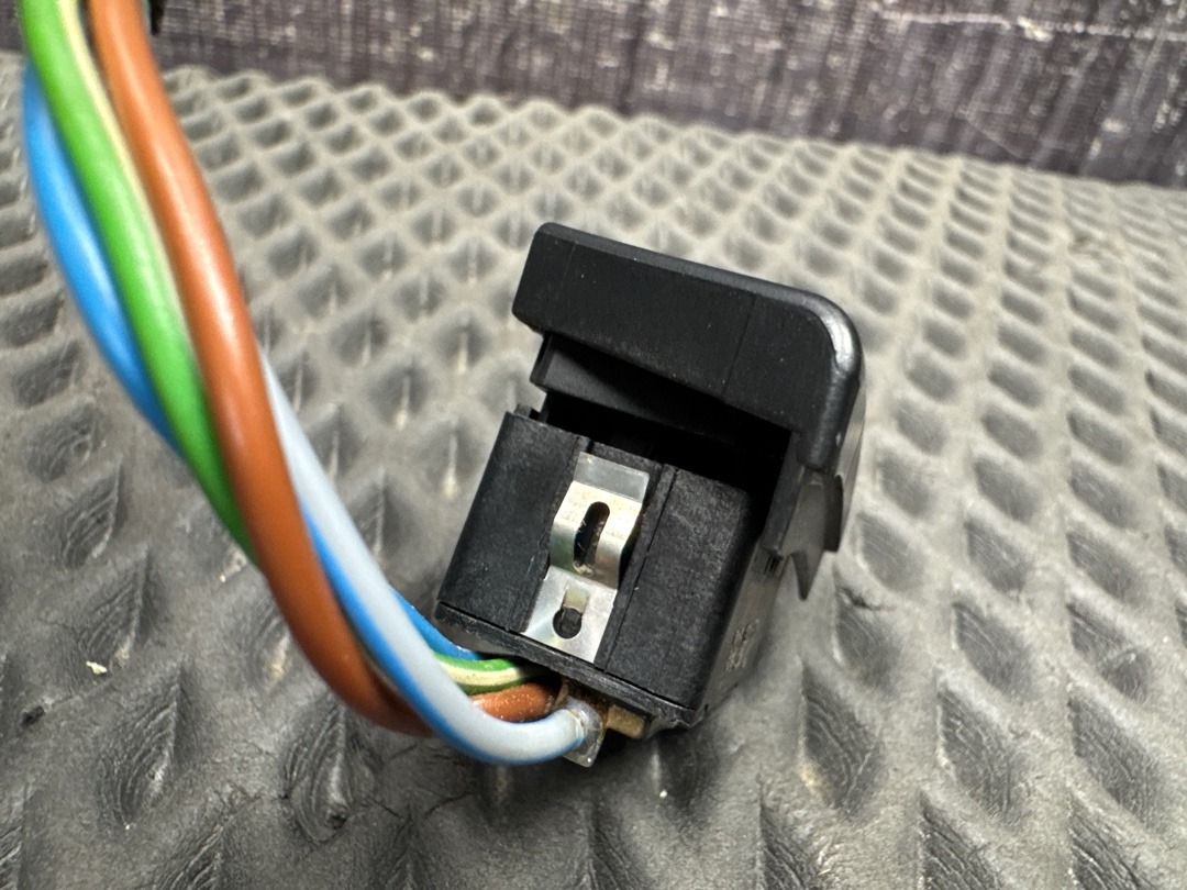 Кнопка центрального замка, 450 рублей, Красноярск