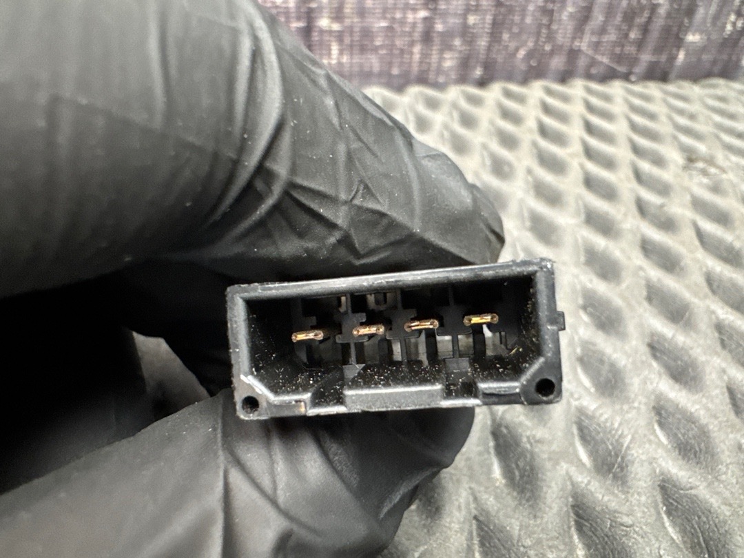 Кнопка центрального замка, 450 рублей, Красноярск