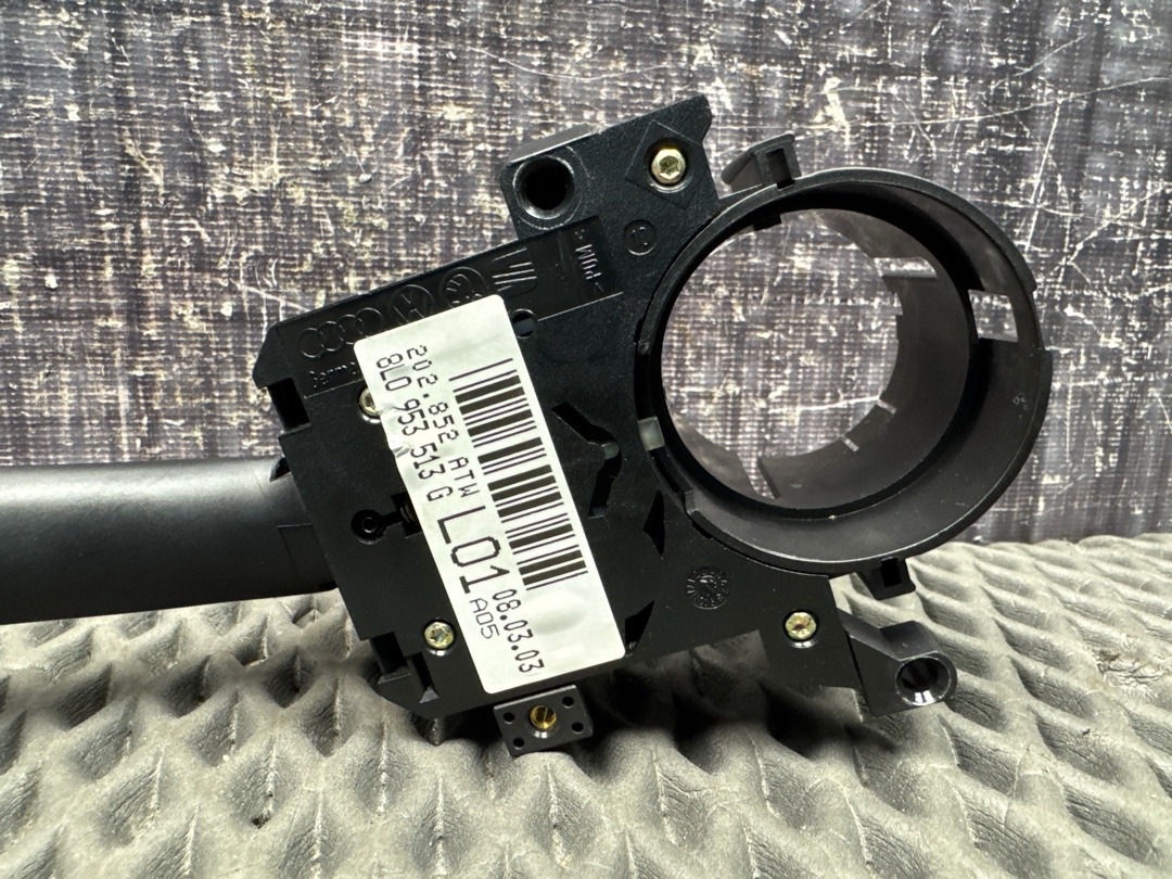 Подрулевой переключатель, 800 рублей, Красноярск