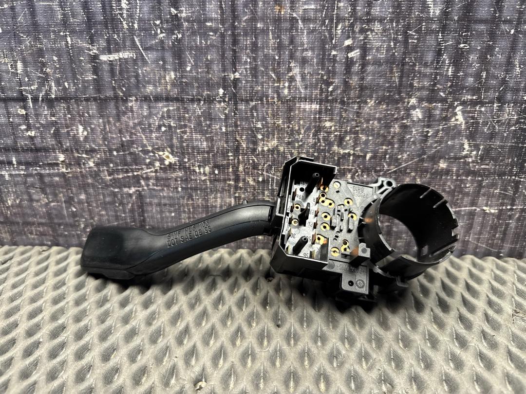 Подрулевой переключатель, 800 рублей, Красноярск