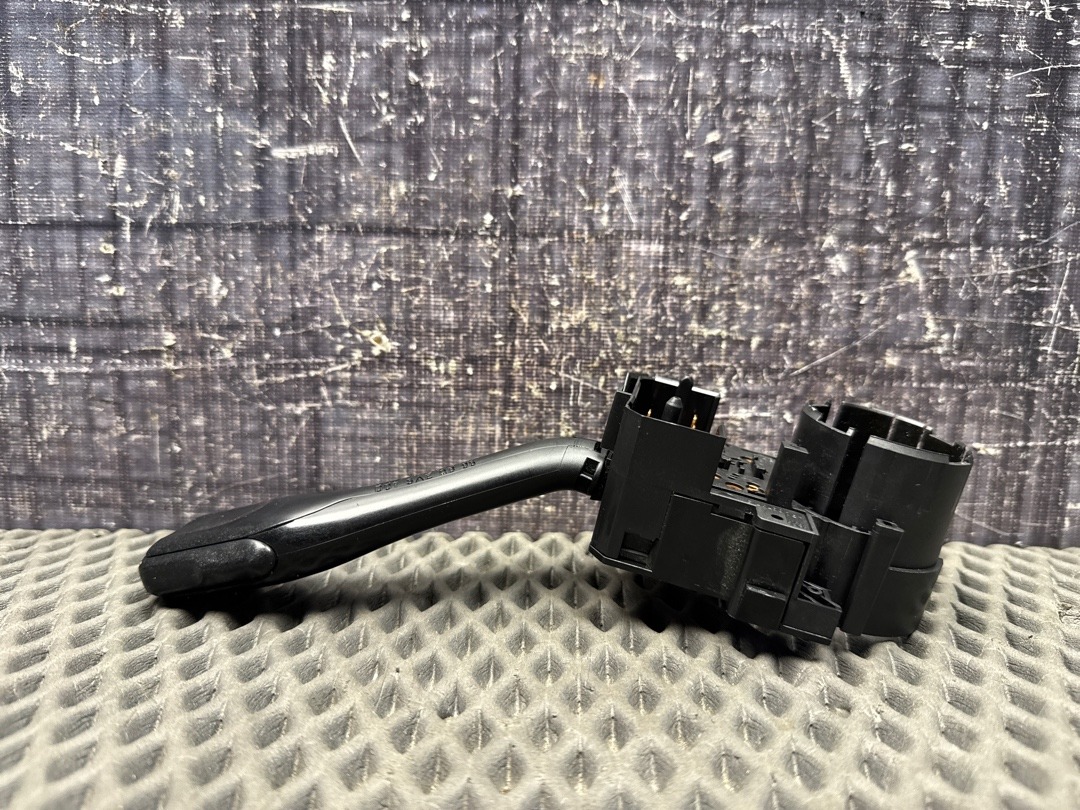 Подрулевой переключатель, 800 рублей, Красноярск