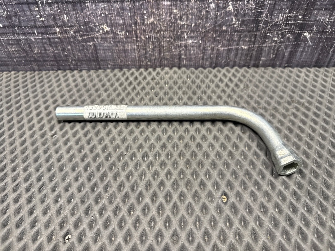 Ключ баллонный, 350 рублей, Красноярск