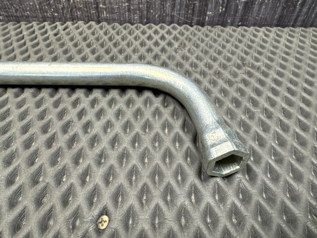 Ключ баллонный, 350 рублей, Красноярск