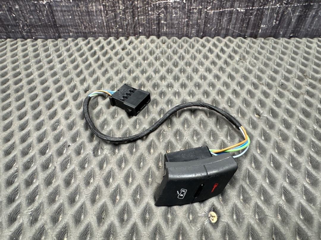 Кнопка центрального замка, 450 рублей, Красноярск